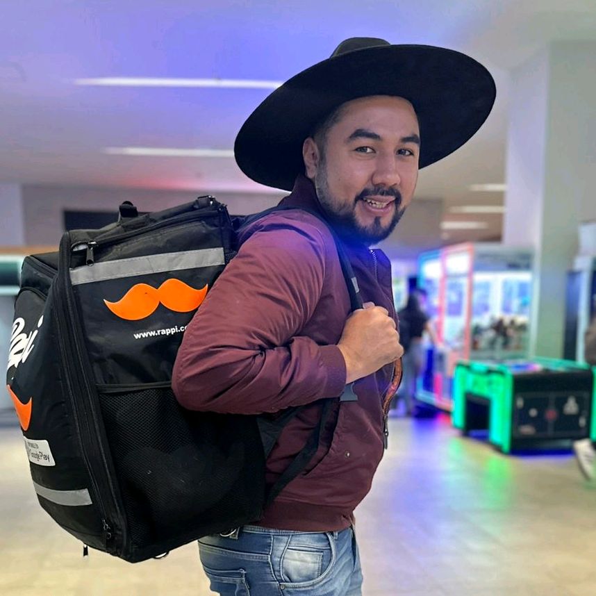 El repartidor de amor 🫔🙏